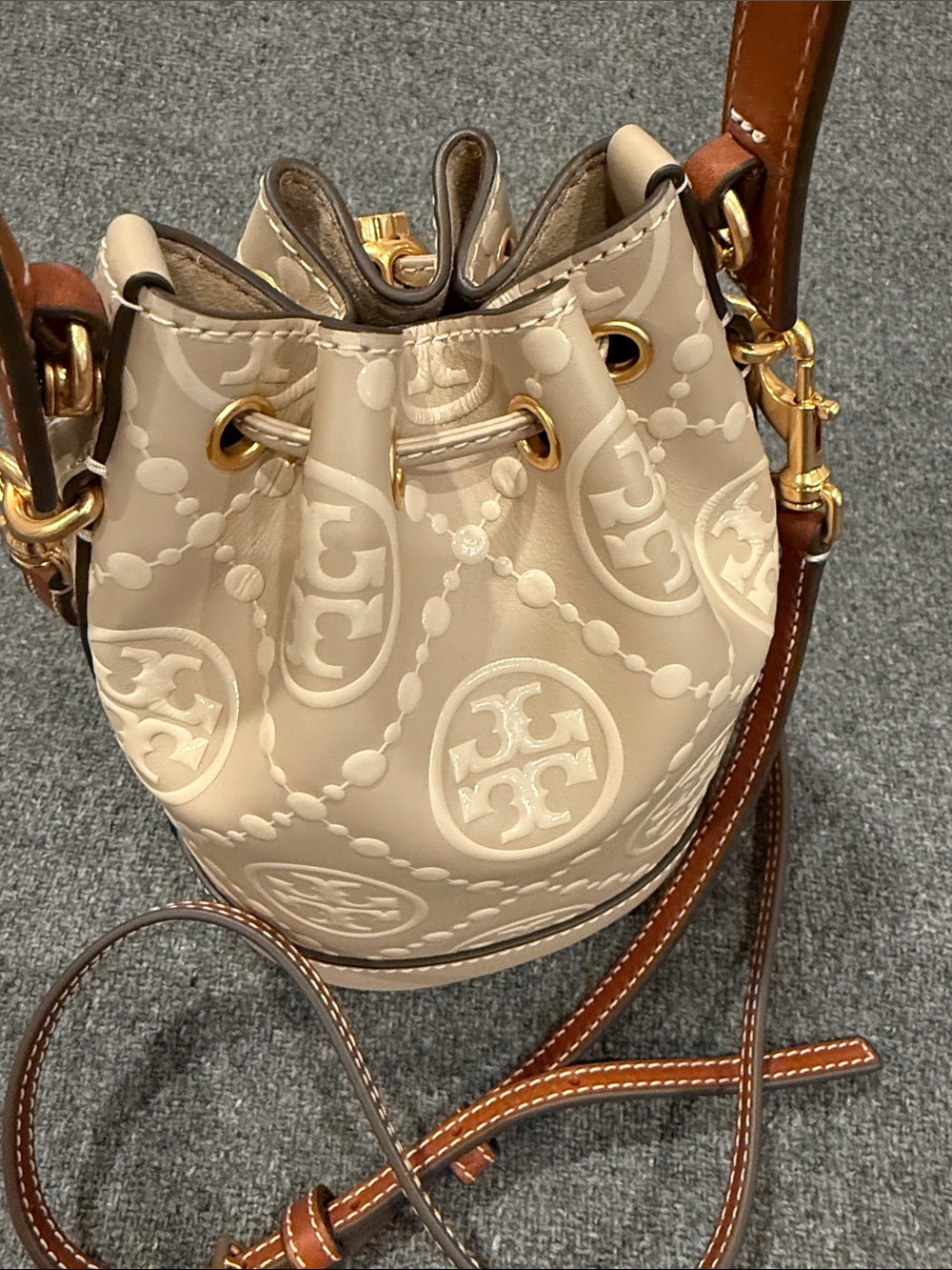 Tory Burch Beige Embossed Monogram Mini Bucket Bag - Picture 4 of 11